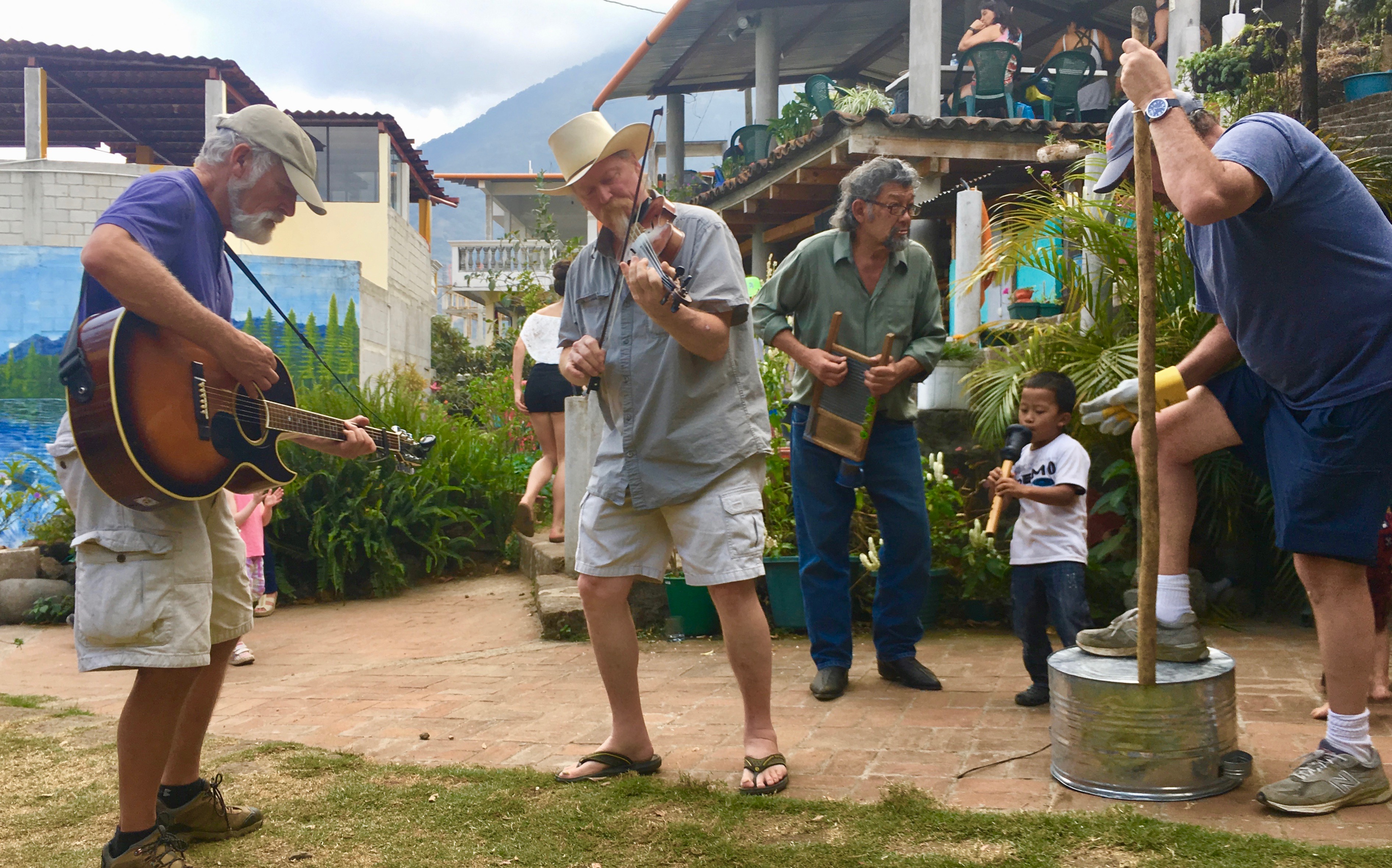  Gringo Barbecue, San Pedro, Guatemala 